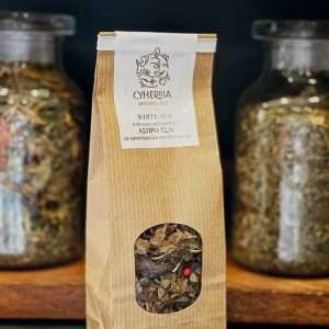 White tea with rose and raspberry